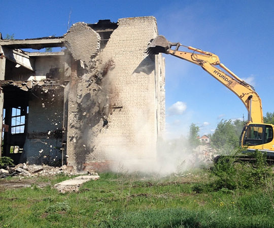 Демонтаж зданий в Туапсе и  Краснодарском крае